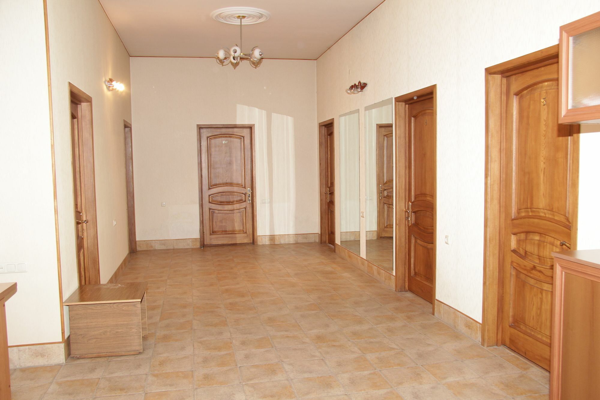 Rafael Hostel Jerevan Exteriör bild